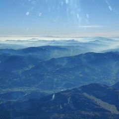 Verortung via Georeferenzierung der Kamera: Aufgenommen in der Nähe von Gemeinde Puchberg am Schneeberg, Österreich in 3700 Meter